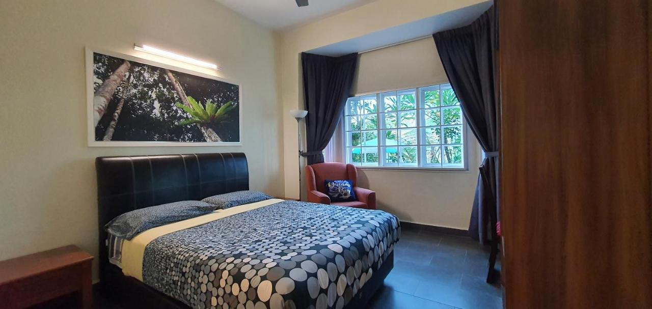 Gerard'S "Backpackers" Roomstay No Children Adults Only Cameron Highlands Exterior photo